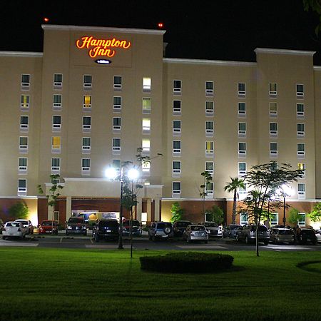 Hampton Inn by Hilton Guadalajara-Aeropuerto Las Pintas Bagian luar foto